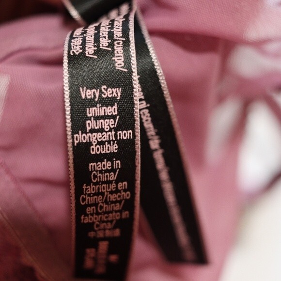 Victoria’s Secret Very Sexy Unlined Plunge Purple Strappy Bralette Medium - Picture 16 of 16